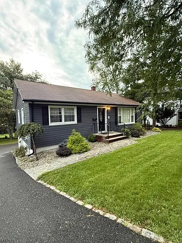 78 Mounthaven Dr Photo 1