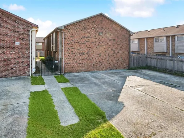 8017 Bullard Ave, New Orleans, LA 70128