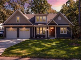 3038 Simpson Dr, Charlotte, NC 28205