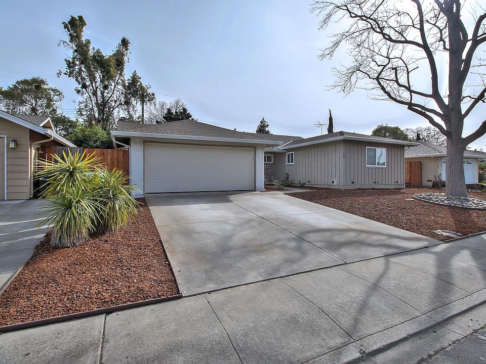1st image of 445 Giannini Dr