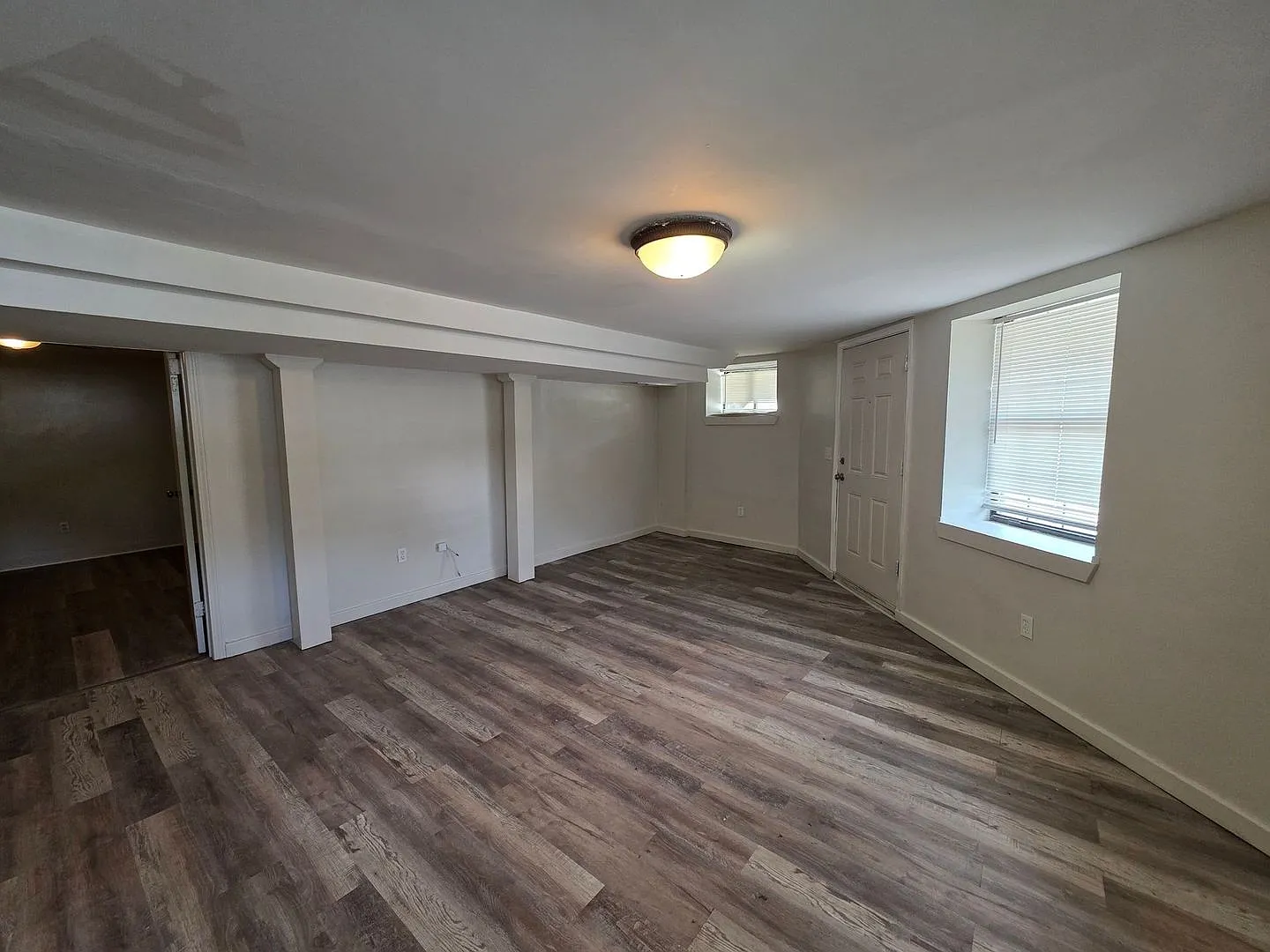 Bright 3-Bedroom Apartment! — Photo 4