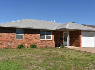 132 Christy Dr, Lahoma, OK 73754