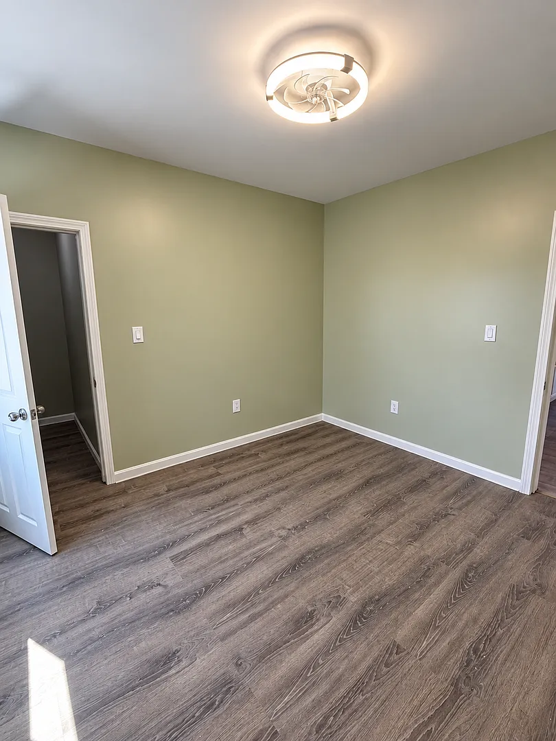 244 Fort St — Photo 4