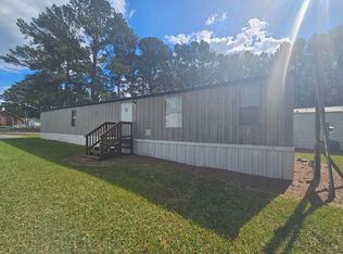 90 Craft Ln, Sanford, NC 27330