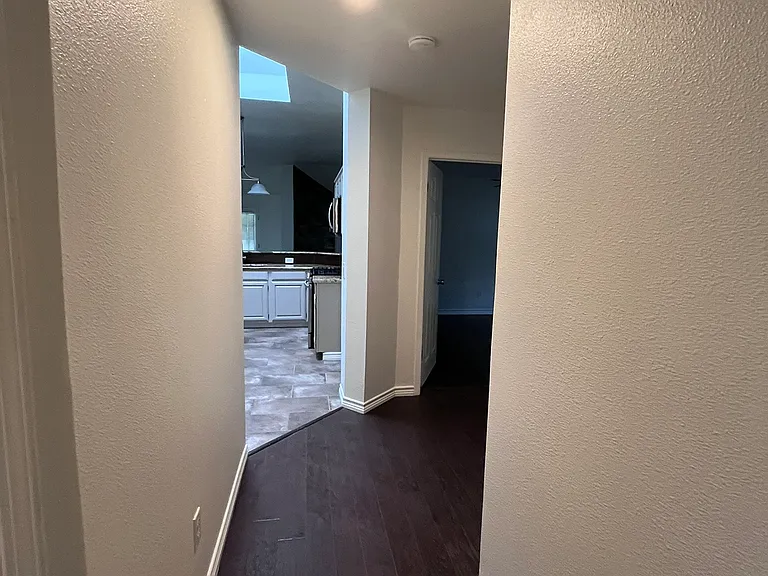 9021 Marthas Dr — Photo 16