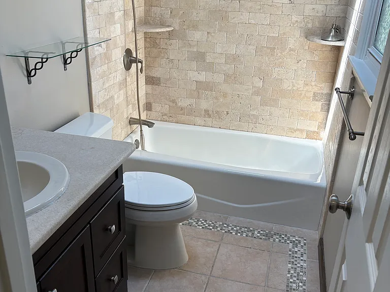 2241 Greenwell Rd — Photo 9