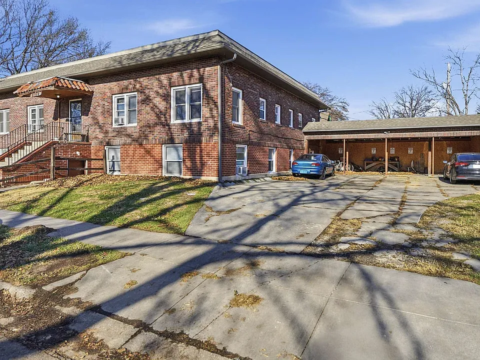2910 Dudley St #6