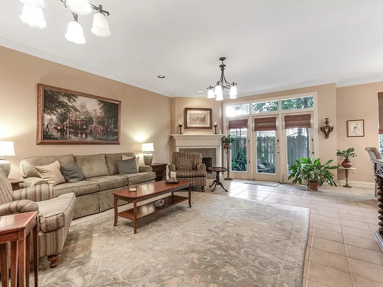 1701 Colapissa St — Photo 4