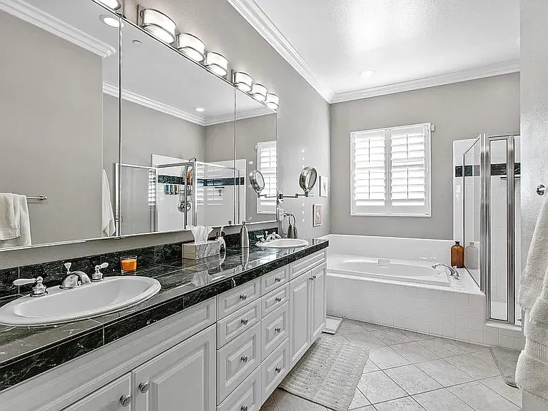 19457 Surf Dr — Photo 15