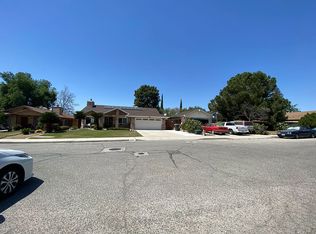 4317 Highland Hills St, Bakersfield, CA 93308