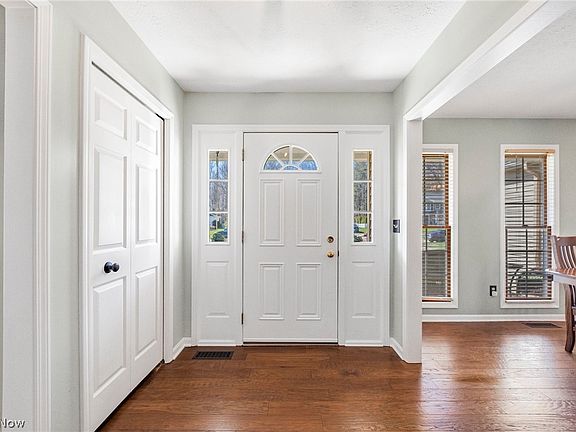 4th image of 3505 Barrington Dr