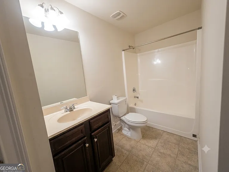 165 Regency Pl — Photo 21