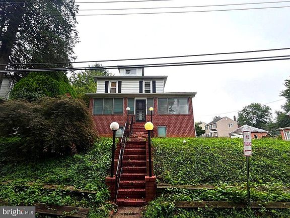 2nd image of 6401 Clearspring Rd