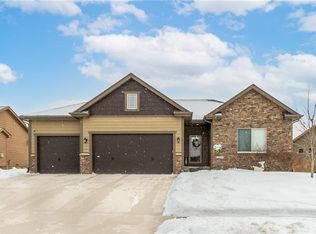 1217 NE Cold Harbor Dr, Ankeny, IA 50021