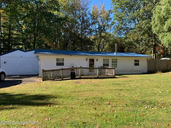 841 Toll Rd, Effort, PA 18330