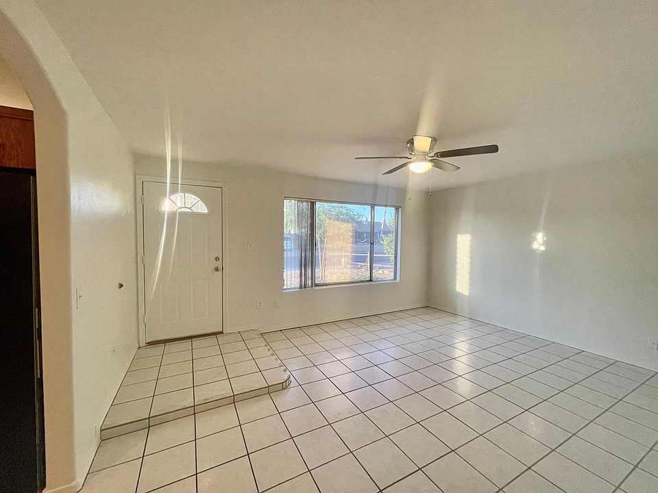 1st image of 2927 W Villa Theresa Dr