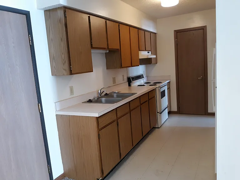 Redkey Apartments — Photo 14