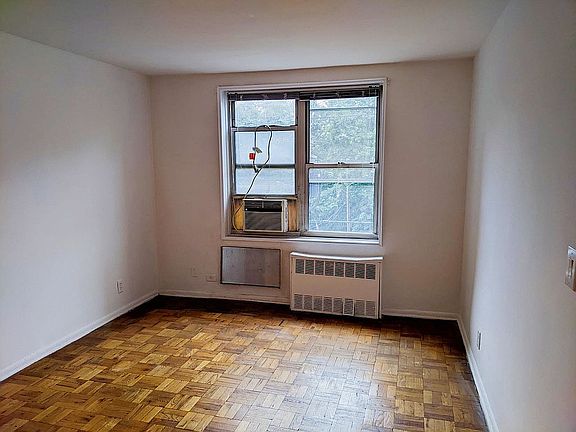 2nd image of 61 Bronx River Rd APT 3F