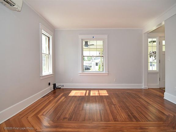 2nd image of 64 Cliffdale Ave