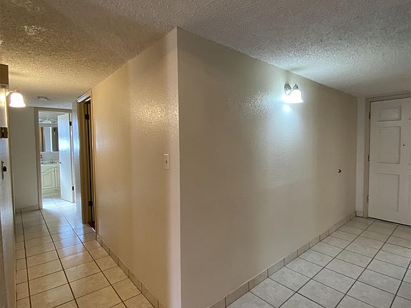 5th image of 1734 Leroy Bonse Dr