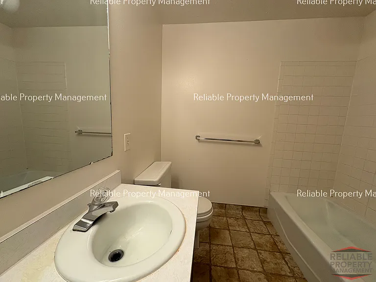 1524 S Falcon Dr — Photo 9