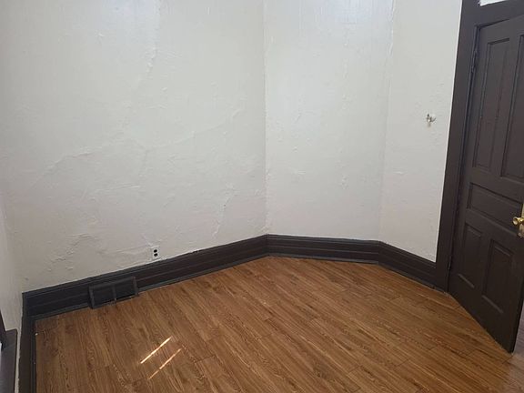 2nd image of 602 W Center St #602