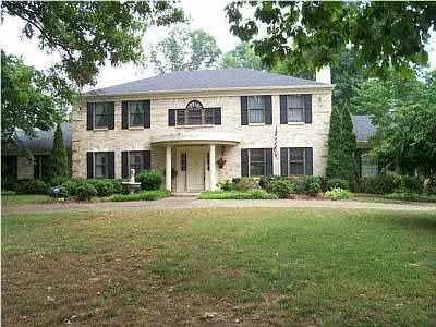 1st image of 5703 Queen Ann Ln
