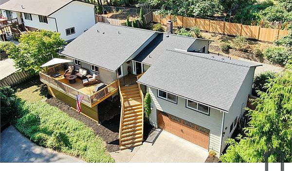 1st image of 14629 204th Ave SE