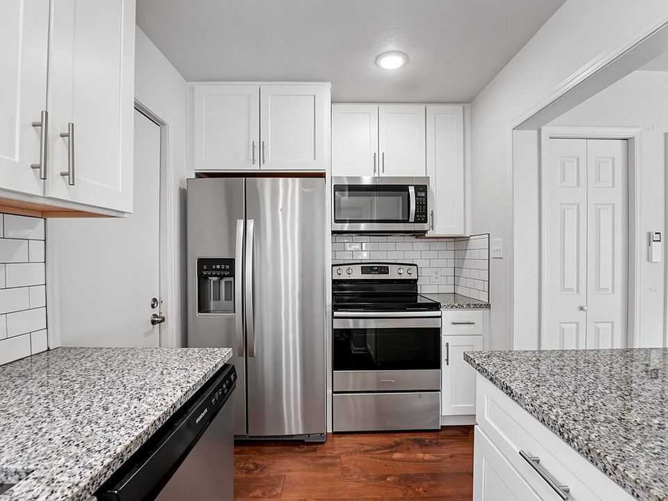 1st image of 342 W Culver St APT 7