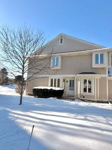 340 Redwing Dr, Deerfield, IL, 60015