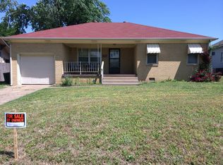 619 E 16th St, Okmulgee, OK 74447