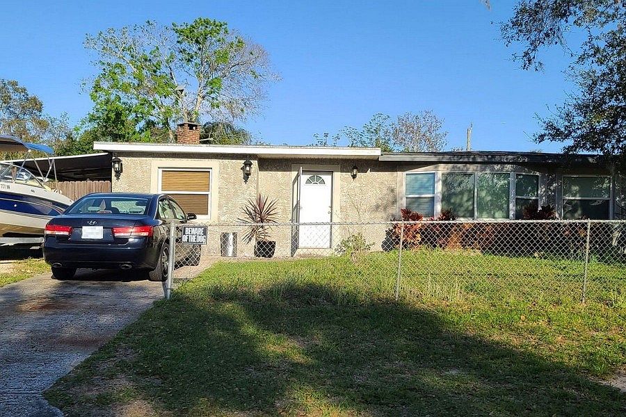1st image of 1577 Primrose Ln