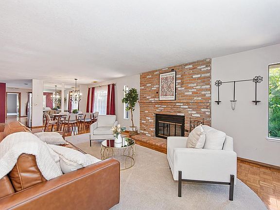2nd image of 1733 38th St