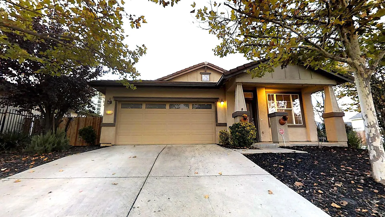 6484 Sunnyfield Way photo 1