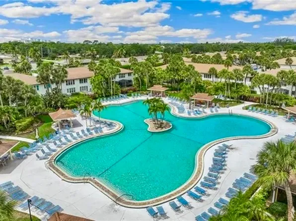 4001 Ice Castle Way APT 10, Naples, FL 34112