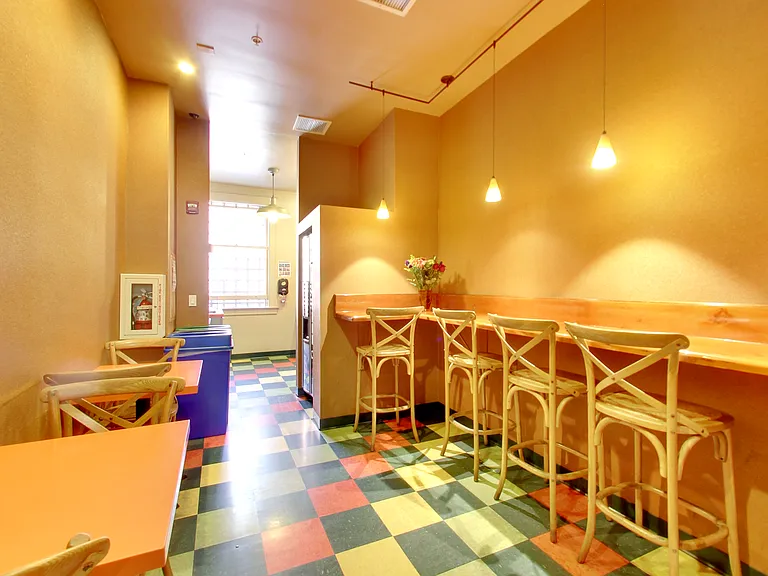 Columbus Residence — Photo 10