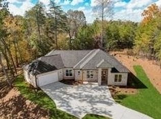 5957 Wellington Ave, Gainesville, GA