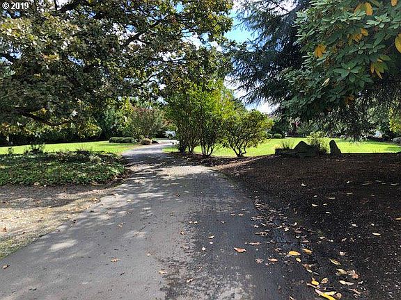 2nd image of 14215 SE Bella Vista Cir