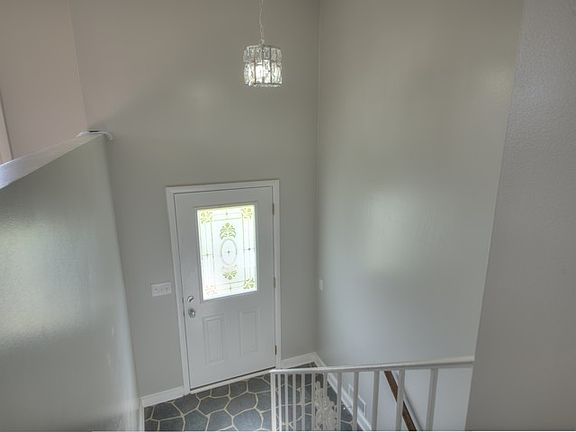 5th image of 119 River View Dr