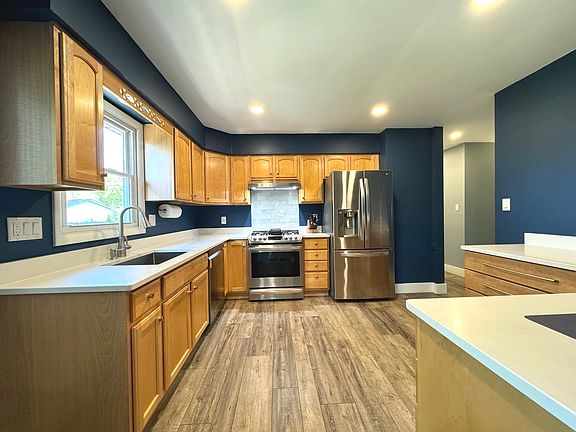4th image of 1343 Braemar Ct