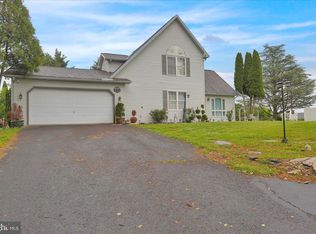 422 Noble St, Kutztown, PA 19530