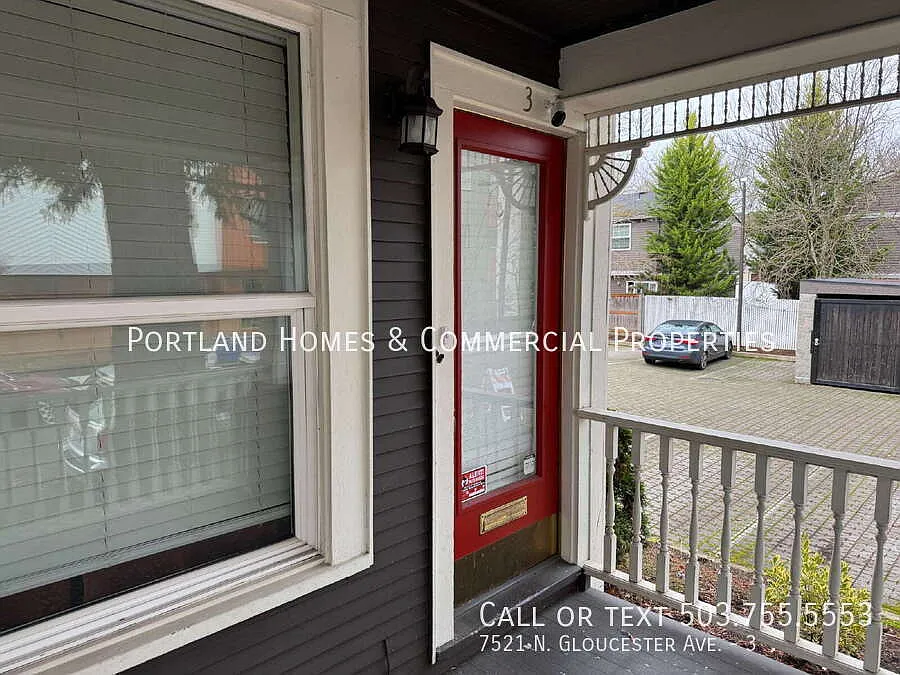 Building Photo - 7521 N Gloucester Ave #3