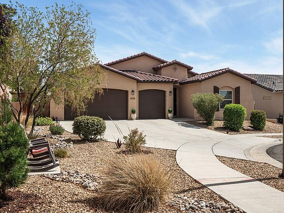 3rd image of 6036 N Sandia Ct NE