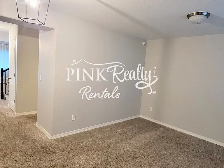 9527 Desert Lily Cir — Photo 4