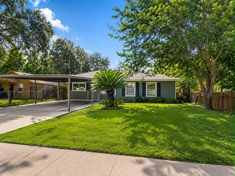 10739 Dulcimer St — Photo 2