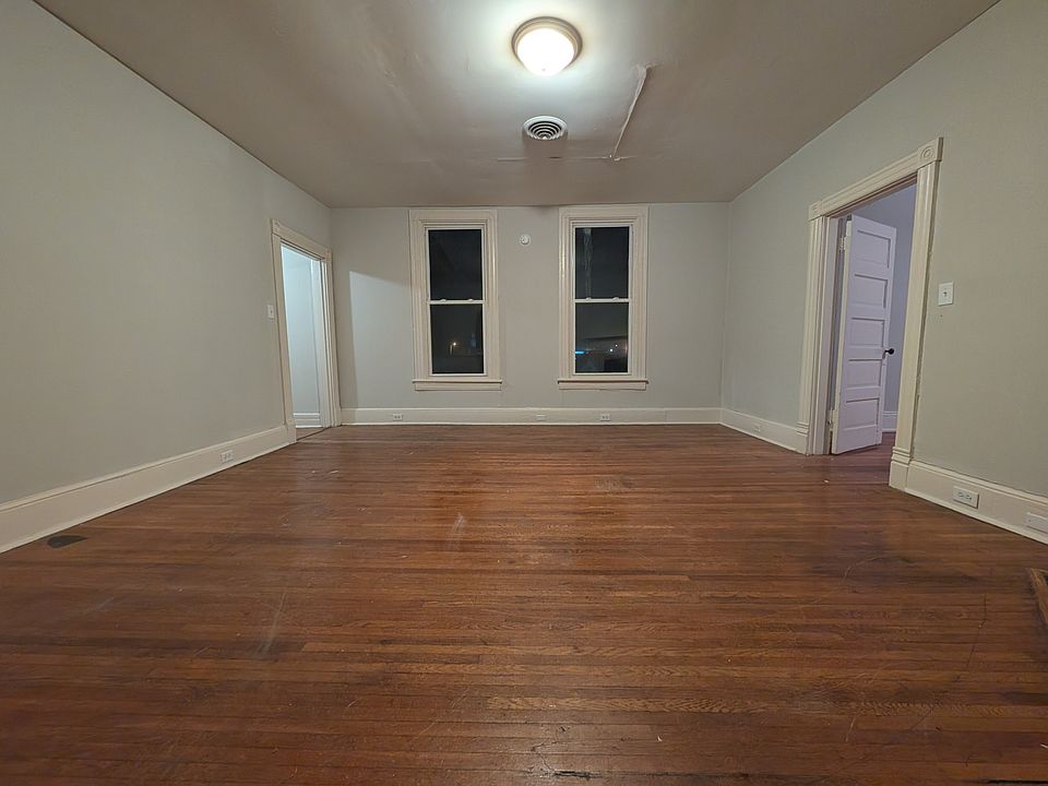 1st image of 1129 Rivermont Ave Unit 3