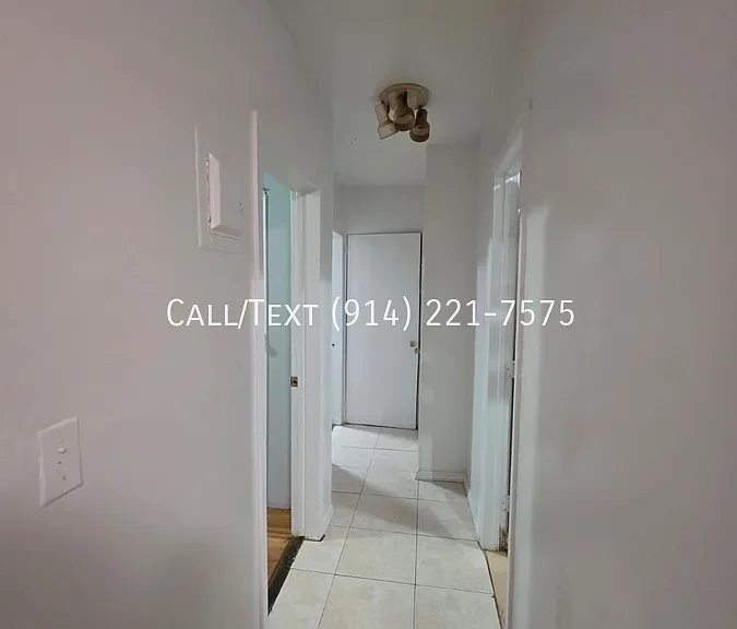 137 1/2 Morningside Pl — Photo 9
