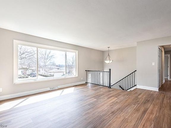 5th image of 8447 Care Dr