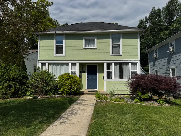 1208 Chestnut Ave #3, Winona Lake, IN 46590