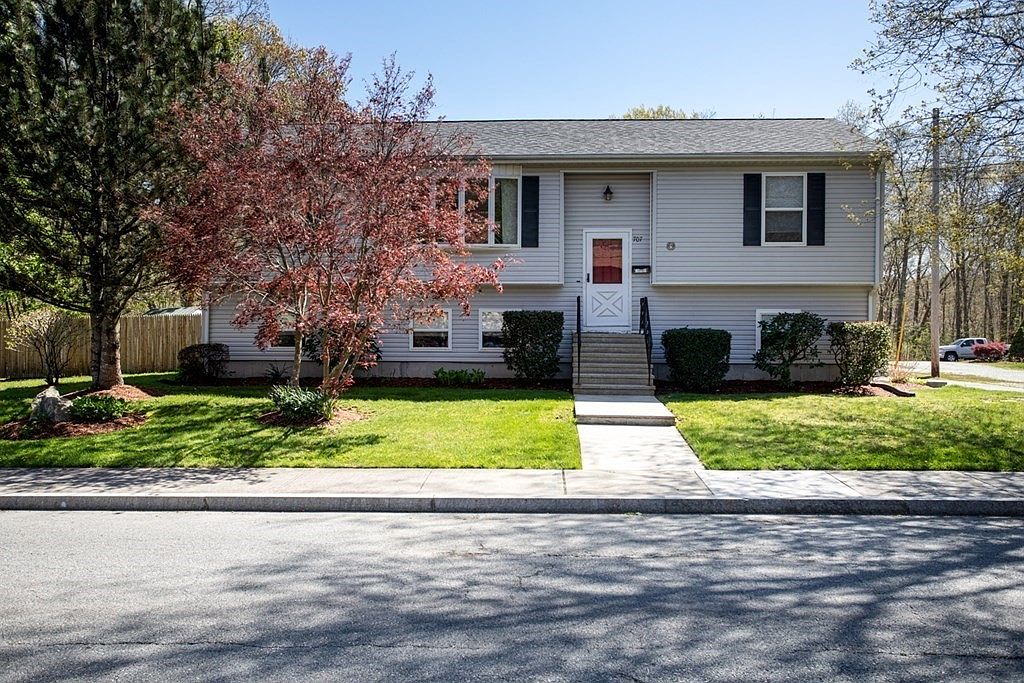 707 Valentine St, Fall River, MA 02720 Zillow